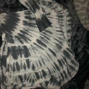Women’s love sleeve